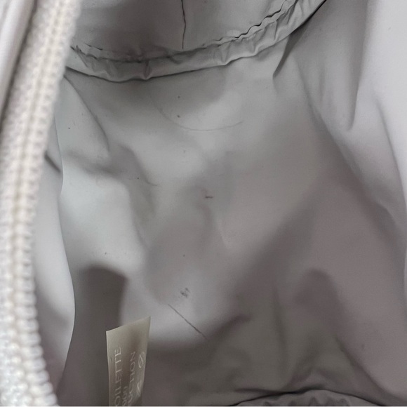 Christian dior makeup bag small white stripe shimmer pattern grey gold hardware - Picture 3 of 9